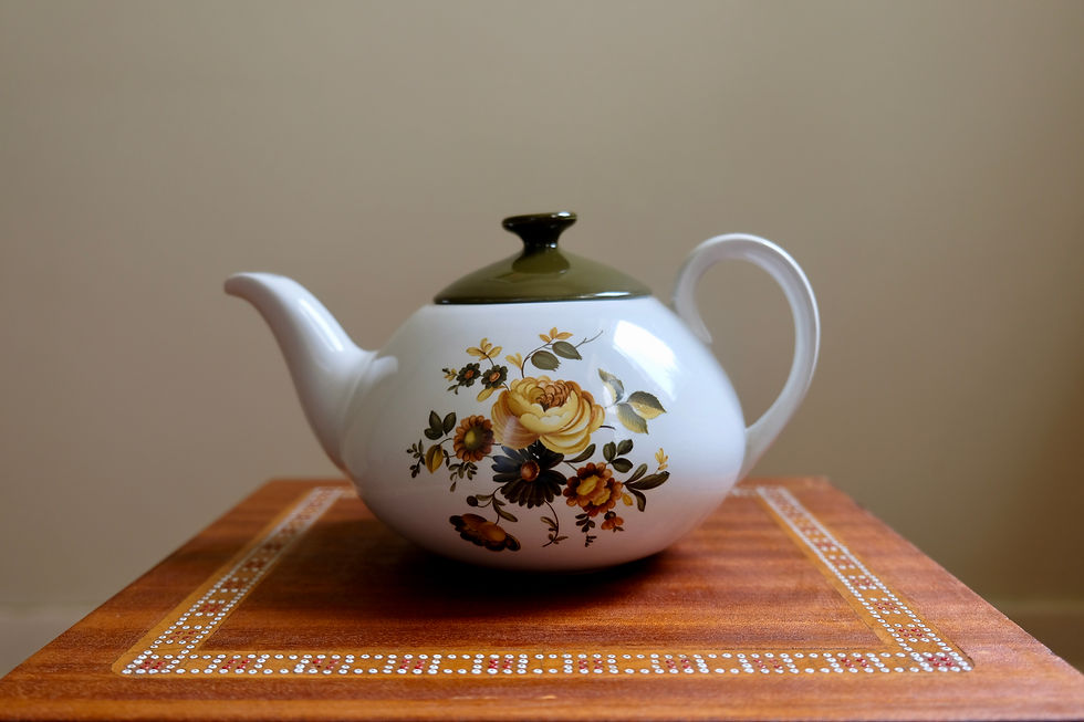 Vintage Ridgway Tea Pot