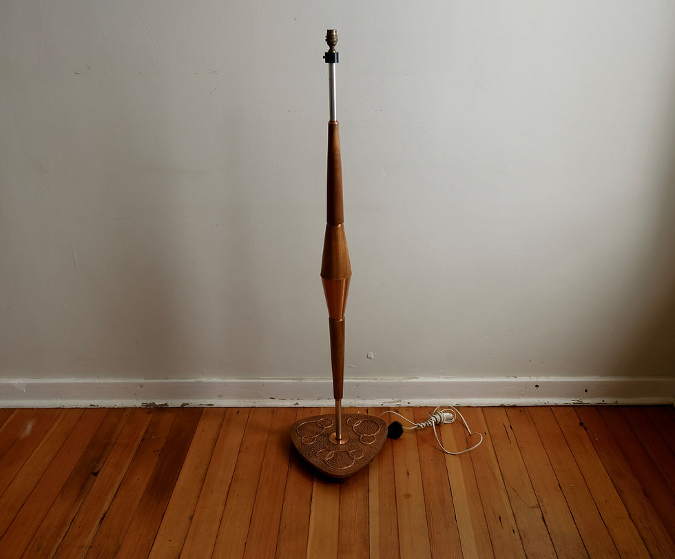 Thumbnail: Retro Standing Lamp