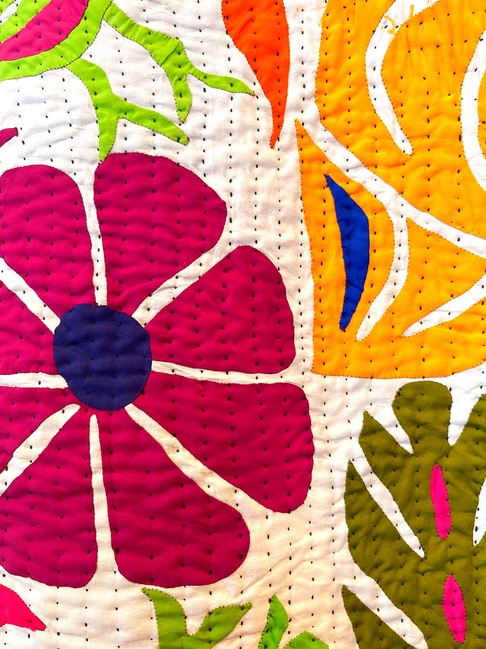 Thumbnail: Vintage Appliqué Quilt with Peacocks - 195CM x110CM