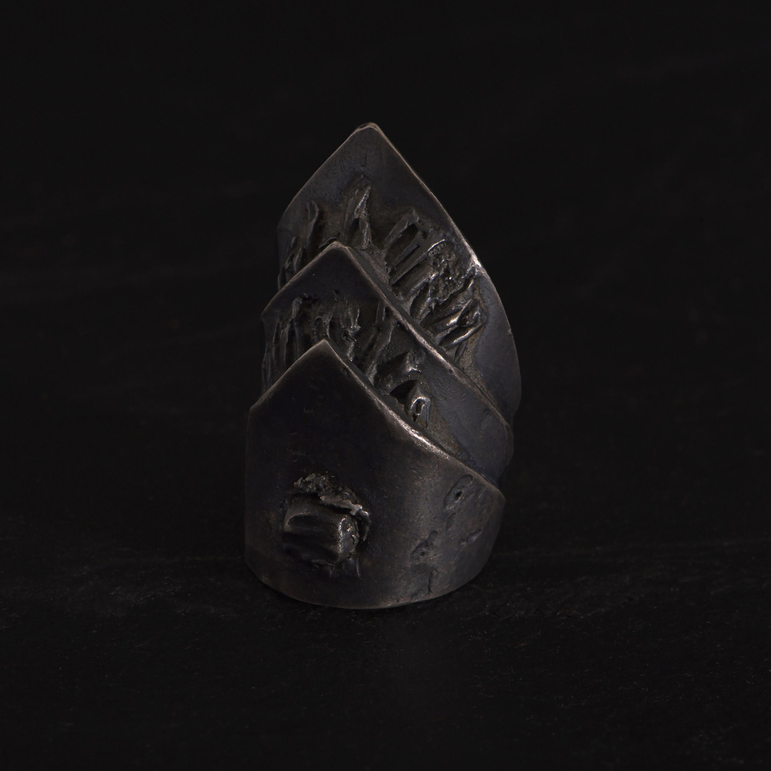 Pontifex Ring oxidized