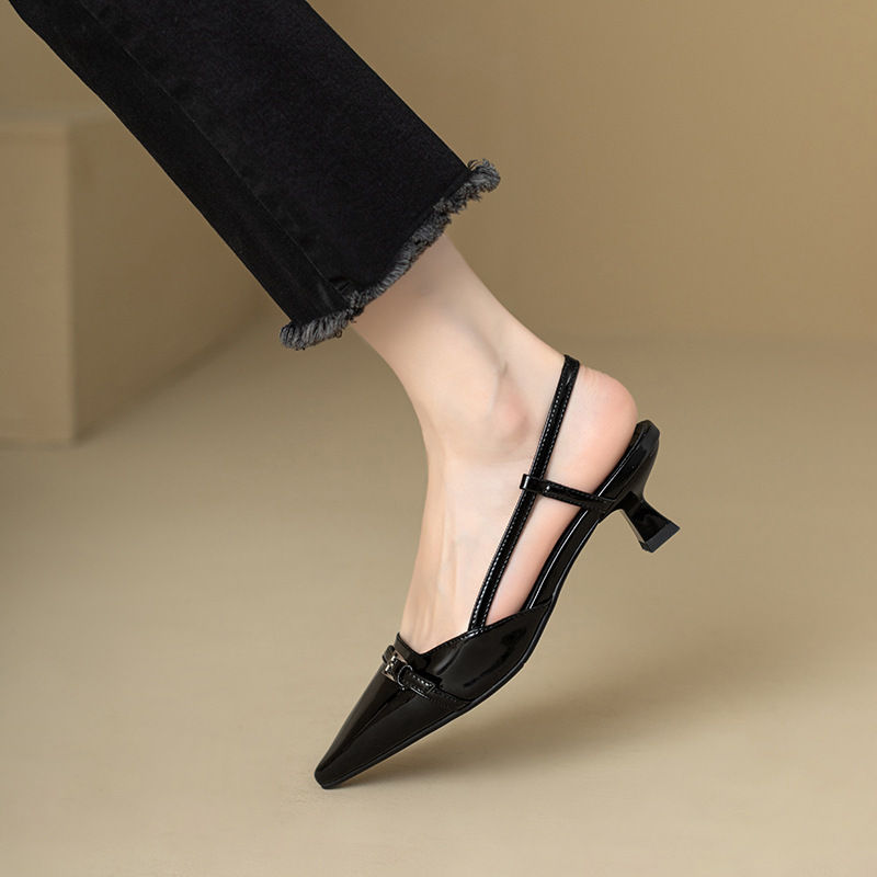 Thumbnail: 2024 New Summer French Wine Red Pointed Patent Leather Mid-heel Overhead Sandals