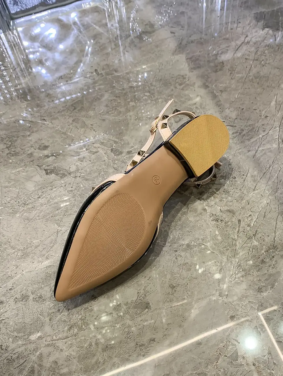 Thumbnail: 2025 New Rivet Head Sandals Women Summer Pointed Toe Thick Heel Fashionable Vers