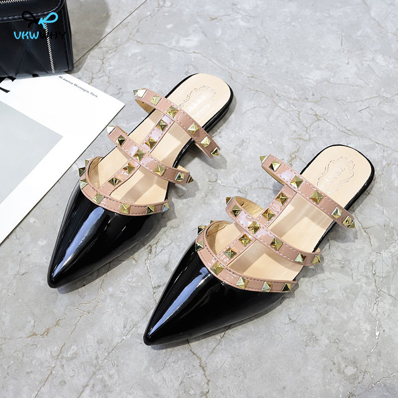 Thumbnail: Ladies Closed Toe Slippers Shiny Patent Leather Slip-On with Rivets Mixed Colors