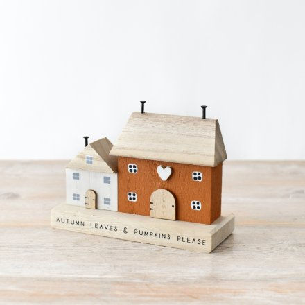 Wooden House 'Autumn Leaves & Pumpkins Please'
