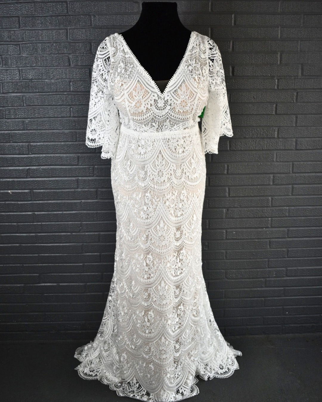 BHLDN Ivory Wedding Gown - Size 20W