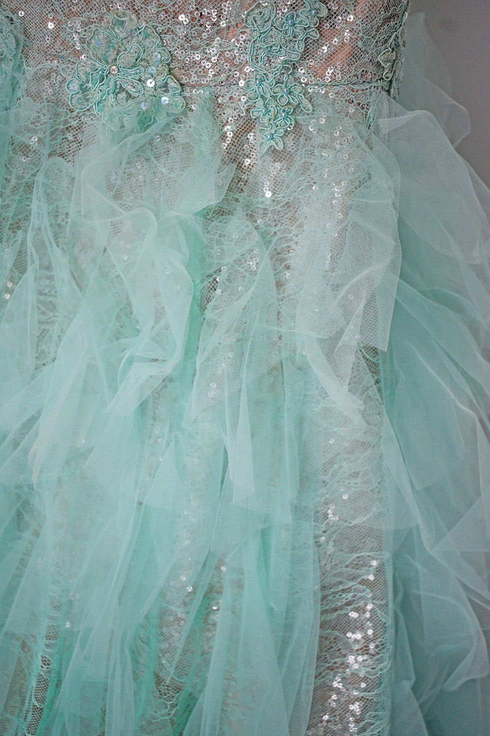 Thumbnail: Sherri Hill Teal/Nude- Size 4