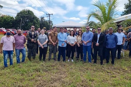 Cerimônia em Senador Guiomard