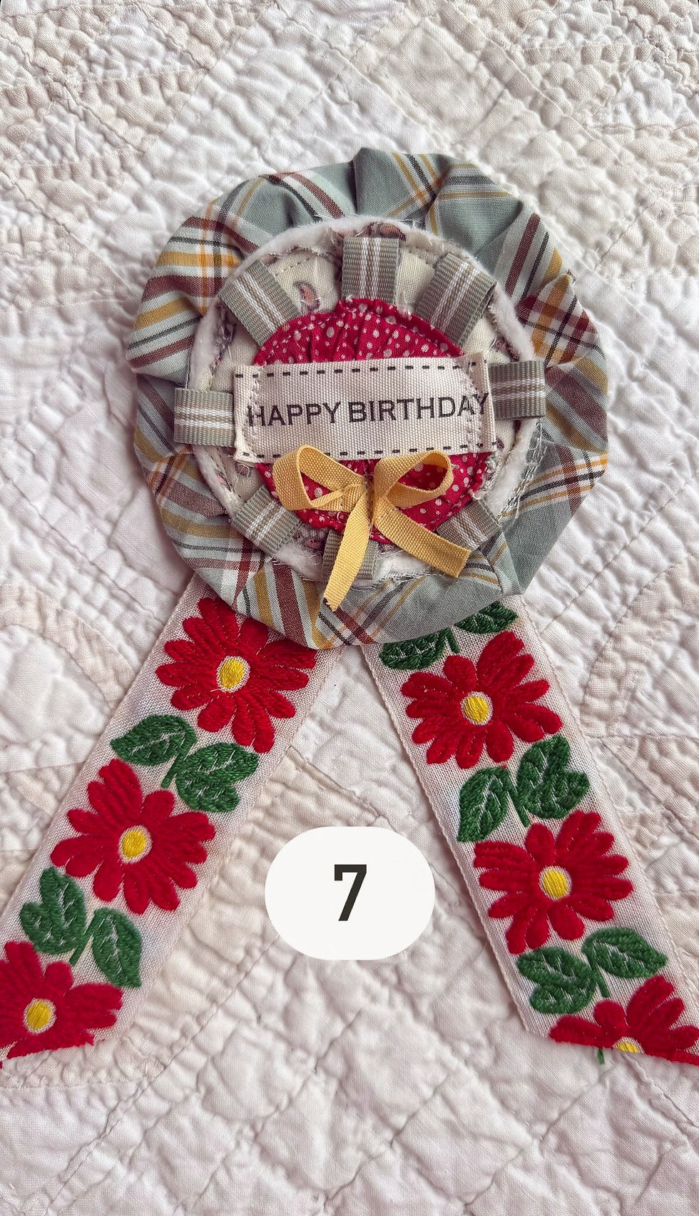 Thumbnail: Happy birthday ribbon 