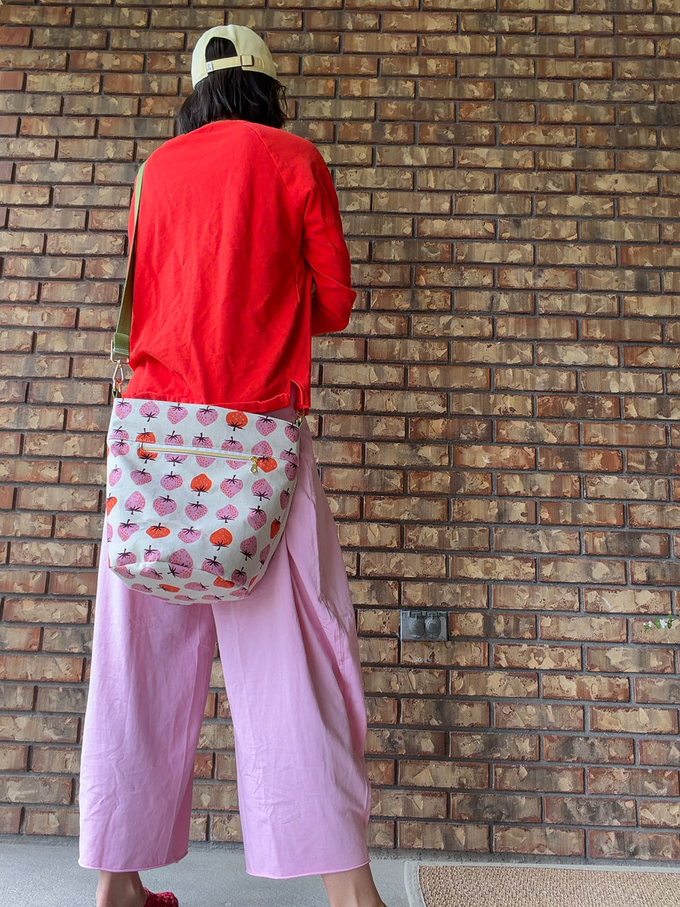 Thumbnail: Strawberry bag and pouch 