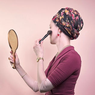 7 Ways to Match Your Makeup to Your Head Scarf
