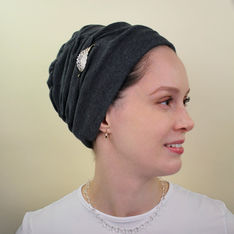 How to Wear a 1940s-Inspired Turban