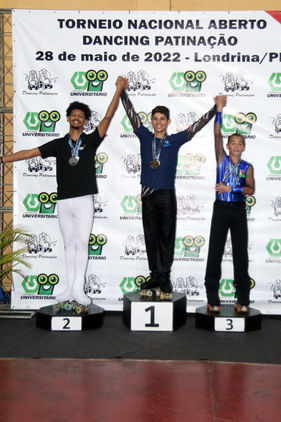 PODIUM (200).JPG