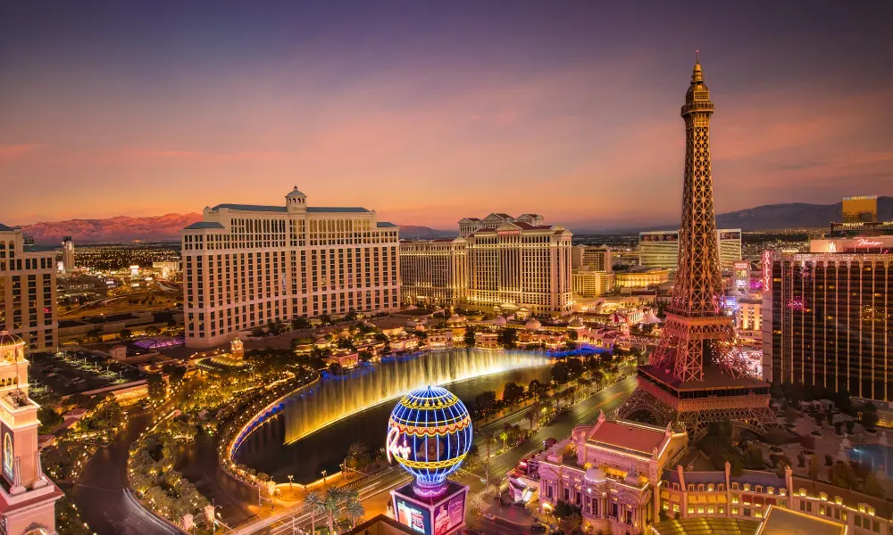 las-vegas-tourist-attractions.jpeg.webp