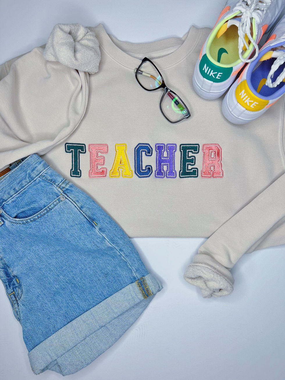 Teacher Crewneck Sweatshirt, Retro Teacher Custom Sweatshirt, Trendy Teac
