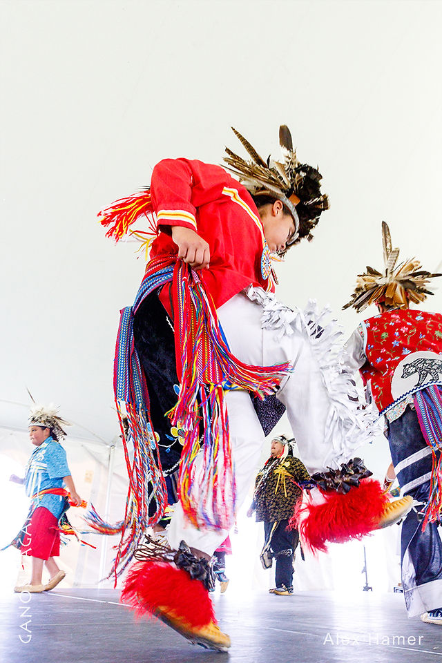 Male Haudenosaunee dancing 