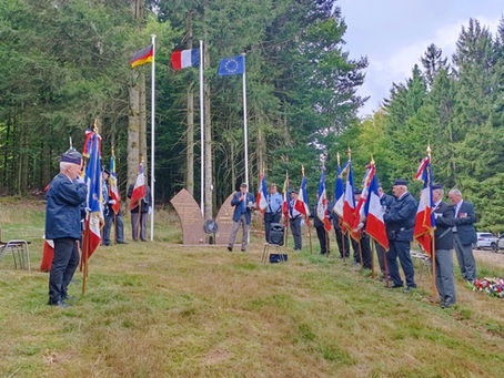 En mémoire des victimes des combats de la Charbonnière 2608