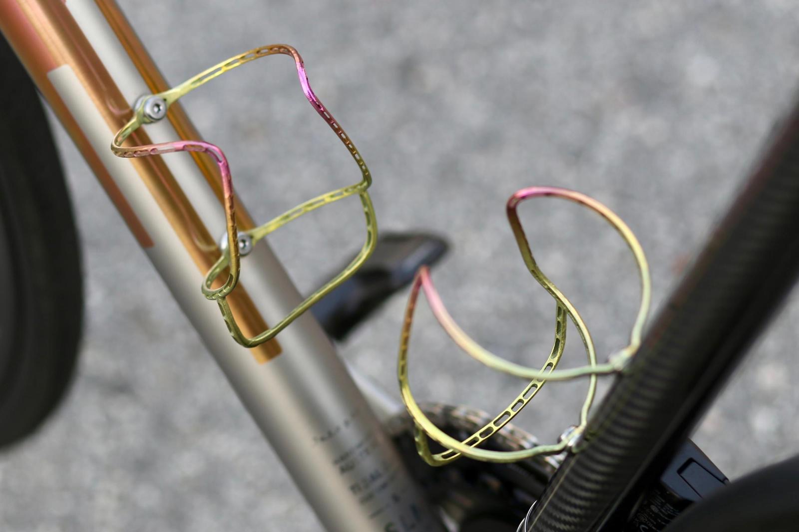 King Cage Ti Bottle Cage Ti-dye Speckle