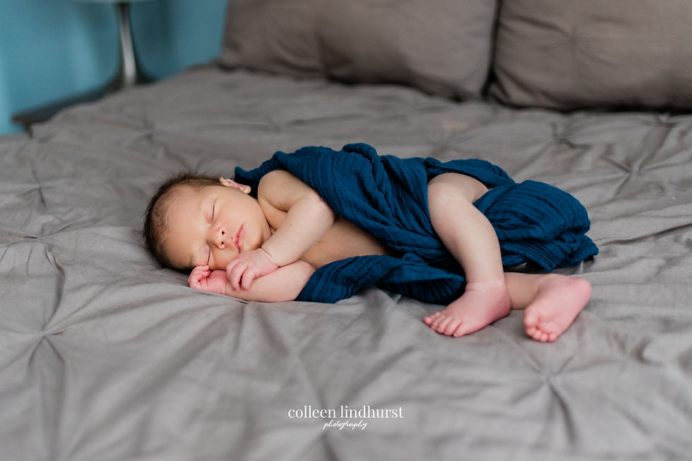 in-home lifestyle newborn family photography columbus ohio