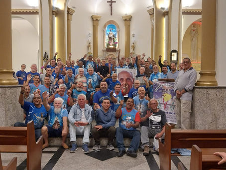 Comunidade Matriz Celebra 15 Anos do Terço dos Homens