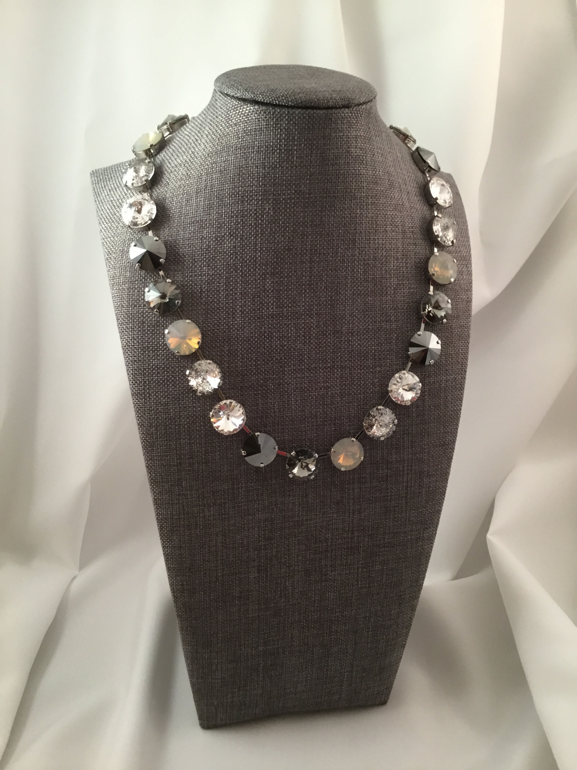 NN0019 14mm Necklace in Shades of Gray