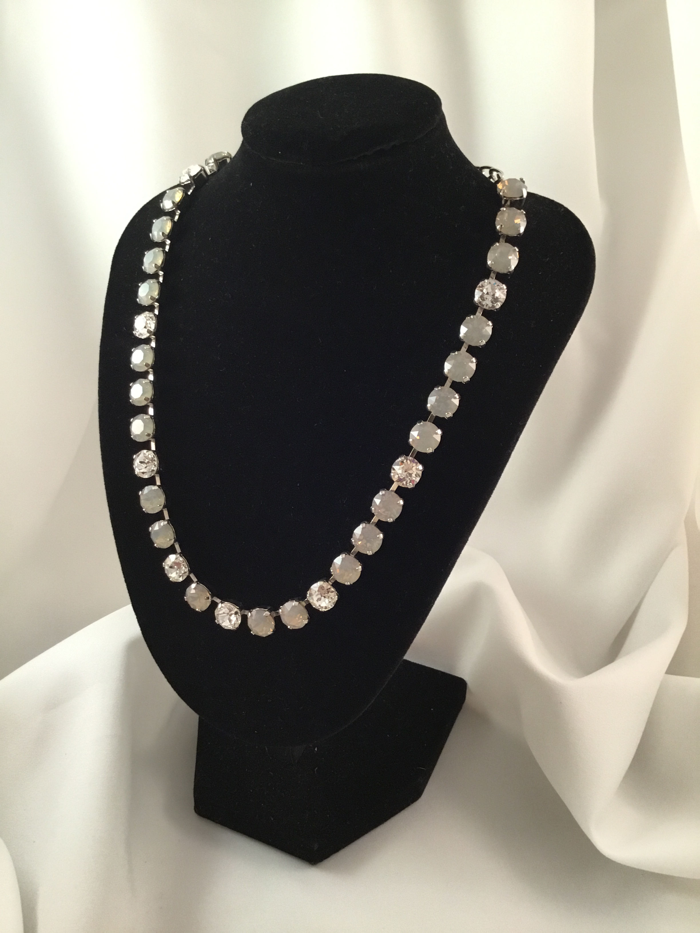 NN0007 8mm Grey Opal Necklace