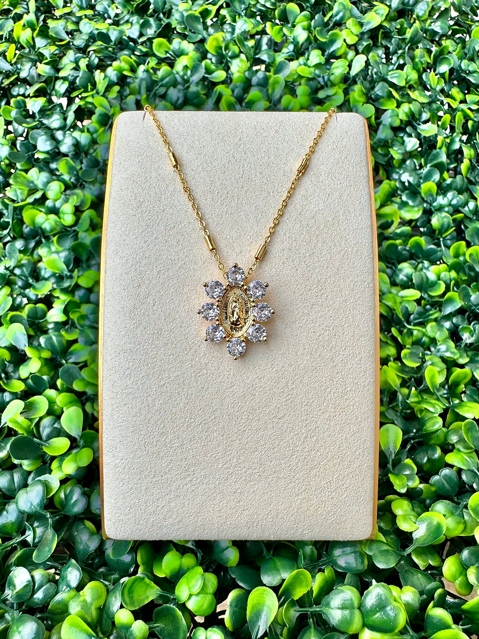 Thumbnail: Beautiful Mary Necklace