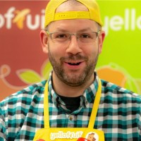 text-talk with Andrew Kinnear, President, Yellofruit