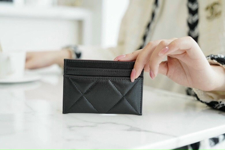 Hình thu nhỏ: Card holder chanel 19