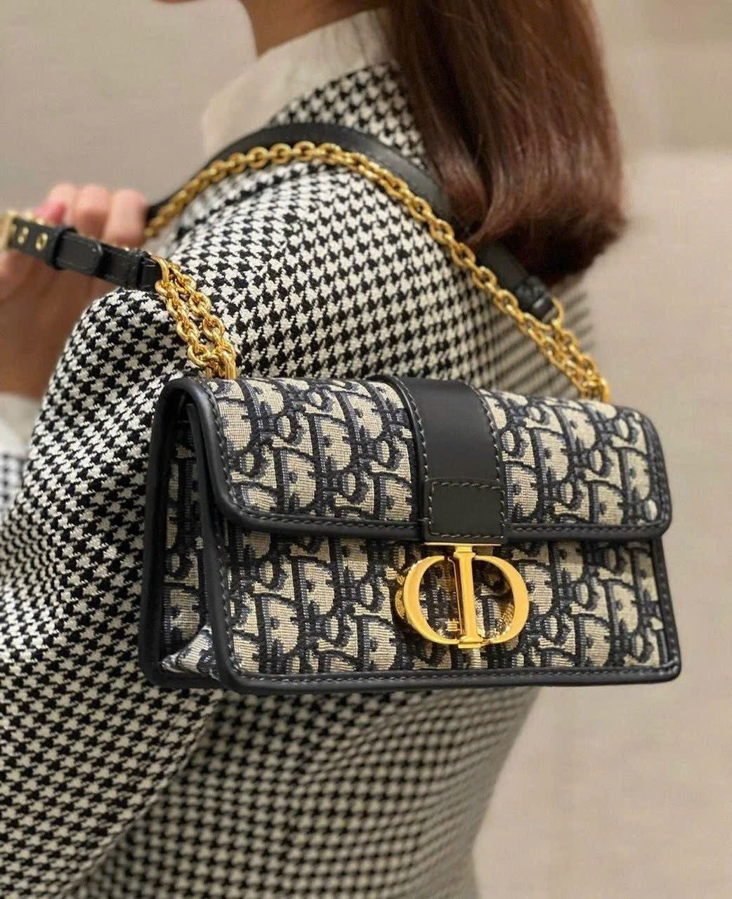 Dior 30 MONTAIGNE CHAIN BAG 
