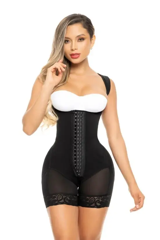 Miniatura: FAJA SHORT TIRANTE ANCHO Y 3 FILAS DE BROCHES REALCE MAXI VIVIS