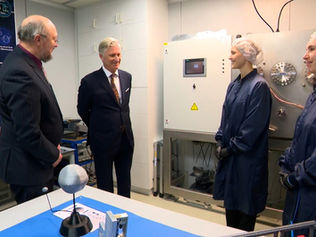 The King of Belgium visited the Space Pole on January 31st and discovered our involvement in space research. Birgit Ritter and Elisa Tasev presented the GRASS instrument on board the ESA Hera mission.