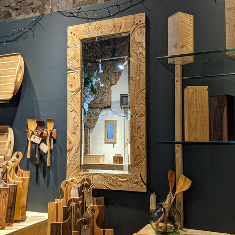 Wobage Farm Craft Workshops Maker Gallery Herefordshire art artist Mick Sheila Casson pottery potter clay woodwork willow barn exhibition Christmas Ben Casson Lynn Hodgson woodwork woodcarver carved mirror oakleaf oak walnut local native timber tray kitchenwood