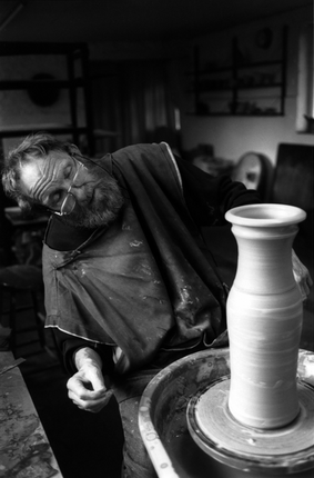potter Mick Casson throwing a clay vase
