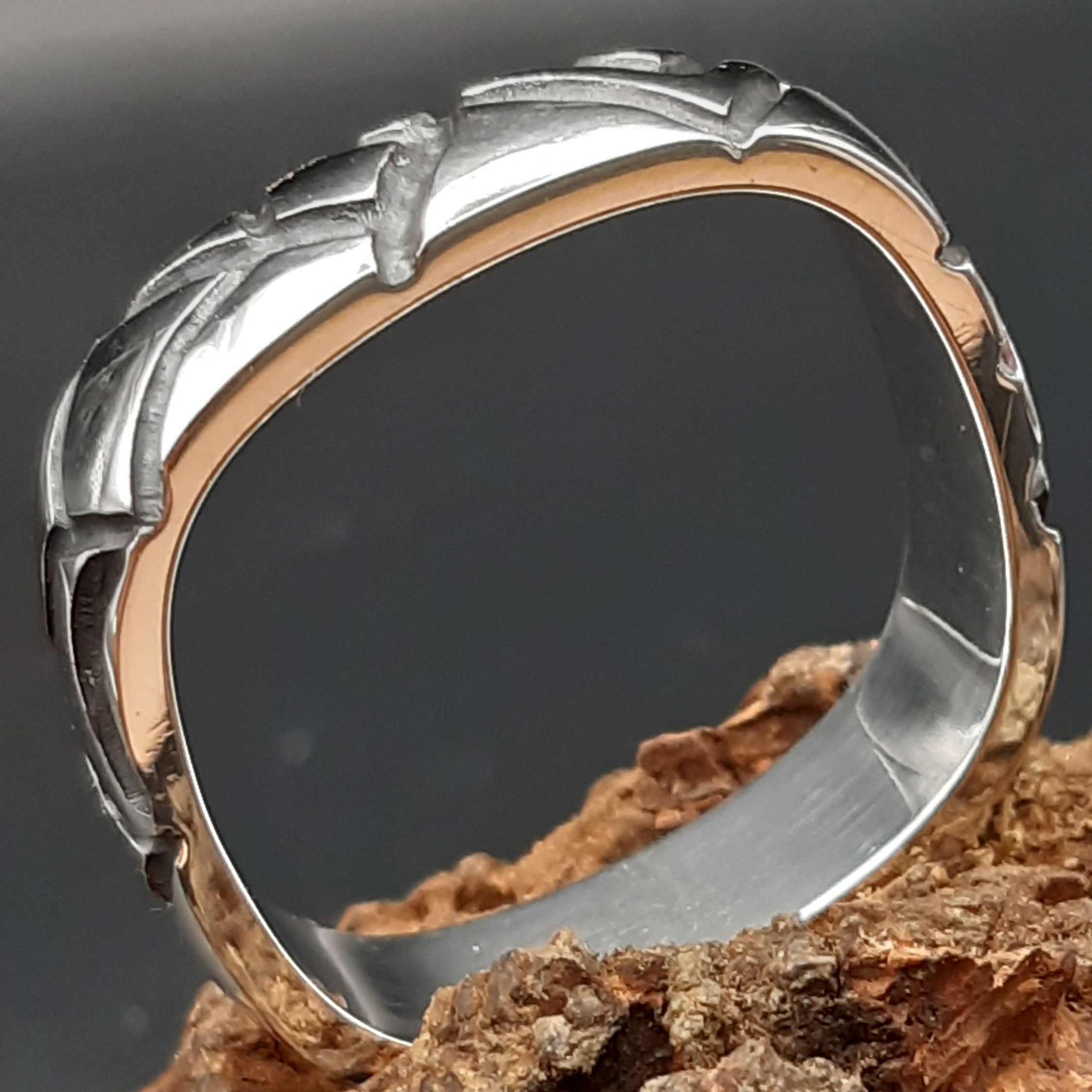 Square Wedding Band Patterned Ring