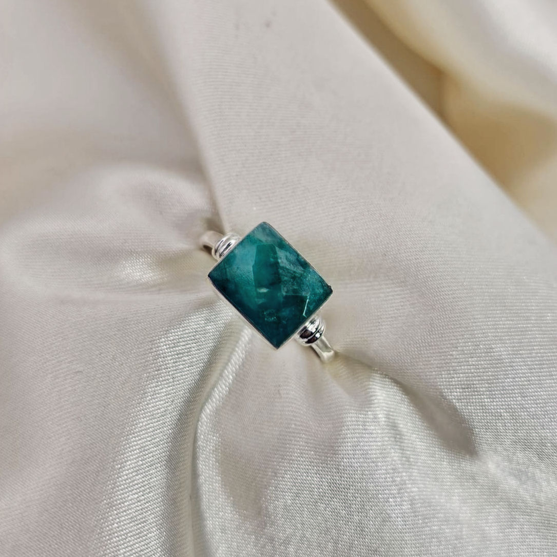 Rectangular Emerald Ring