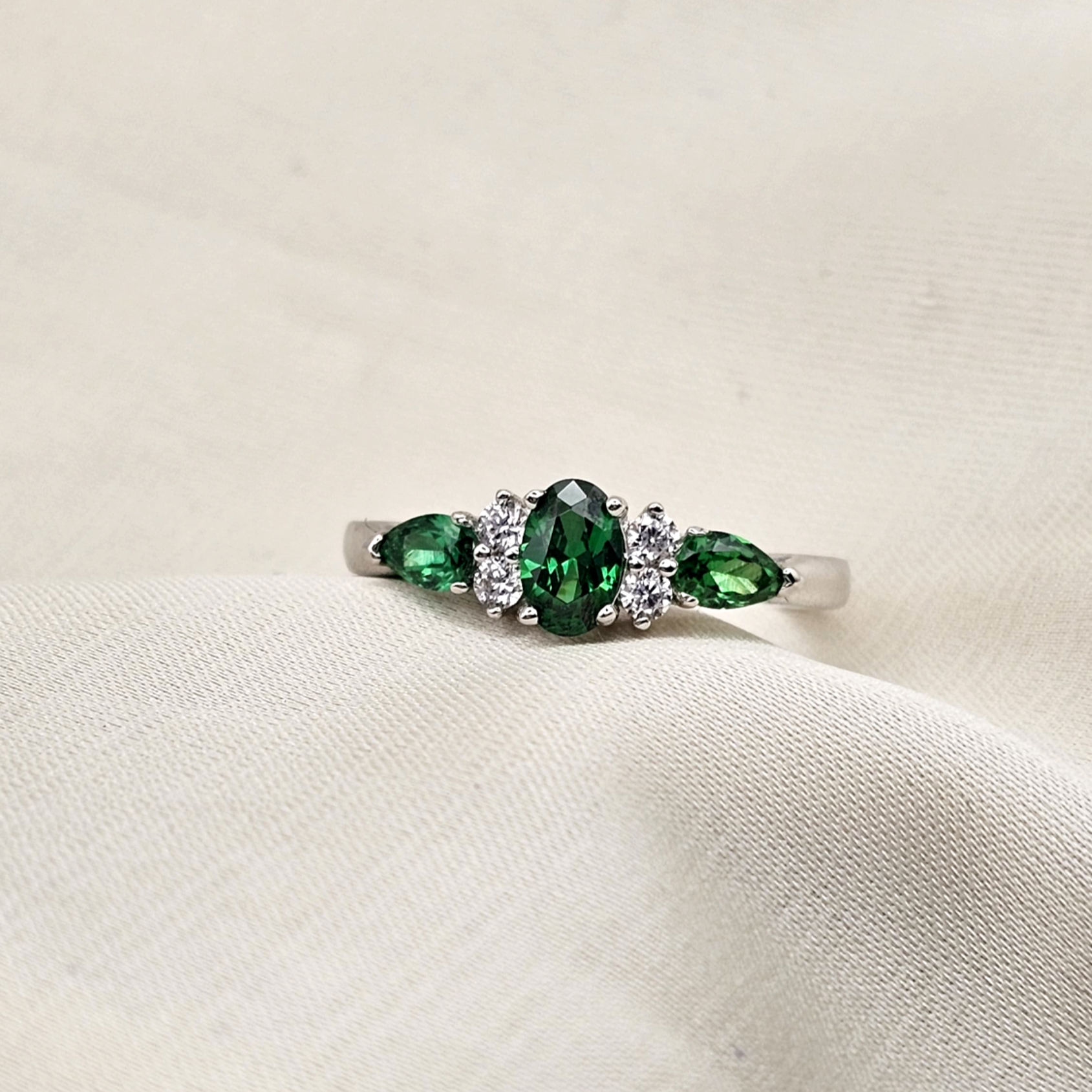 Green Cubic Zirconia Silver Cluster Ring