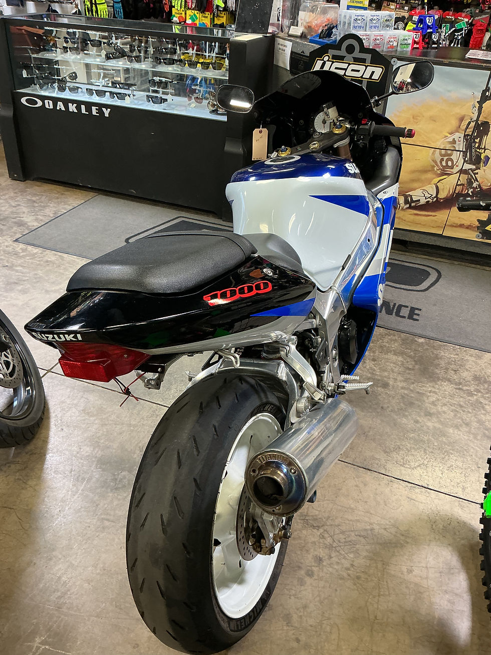 Thumbnail: 2002 SUZUKI 1000 GSXR