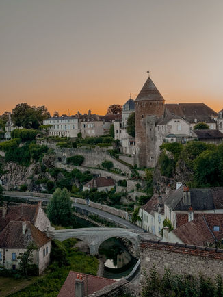 Semur-en-Auxois: The Fairytale Town in Burgundy You Never Heard Of