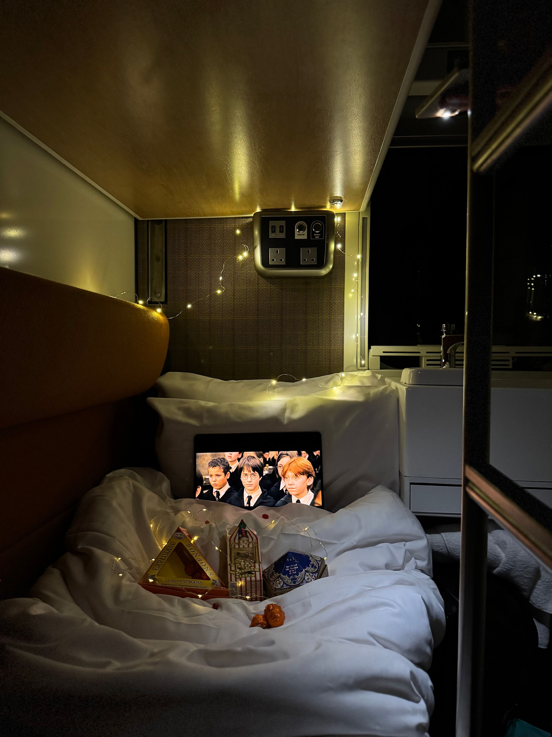 caledonian sleeper night train scotland aesthetic