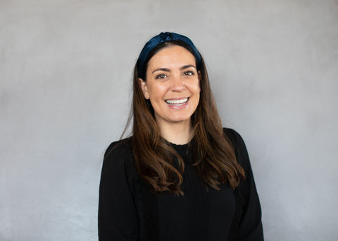 headshot modern photographer