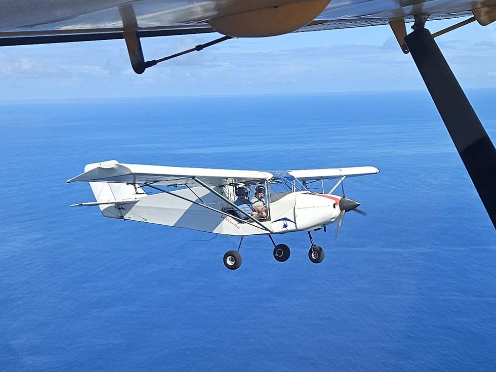 Miniature : ✈️ Survol en ULM (35 min) Mafate, Maïdo & Lagon