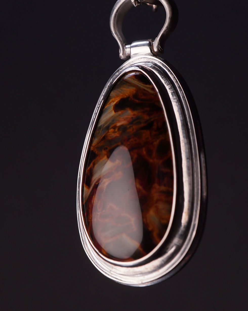 Thumbnail: "GILGIT" PETERSITE PENDANT [SIGNATURE COLLECTION ]