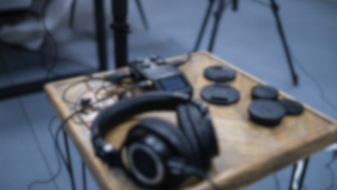 equipment_blurred.png