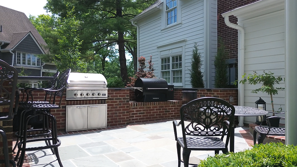 Outdoor patio with built-in grills in Upper Arlington