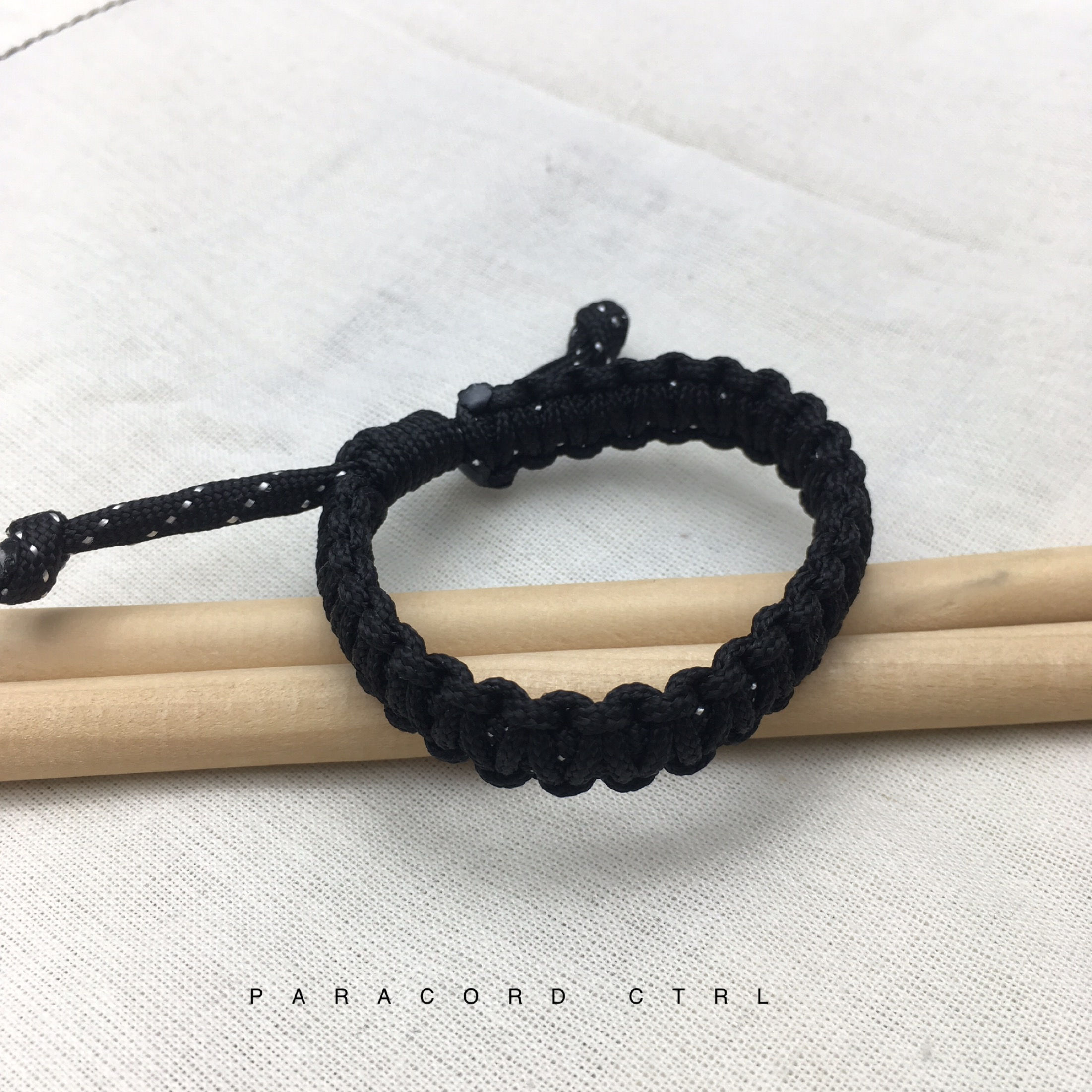 Black spot color : 007