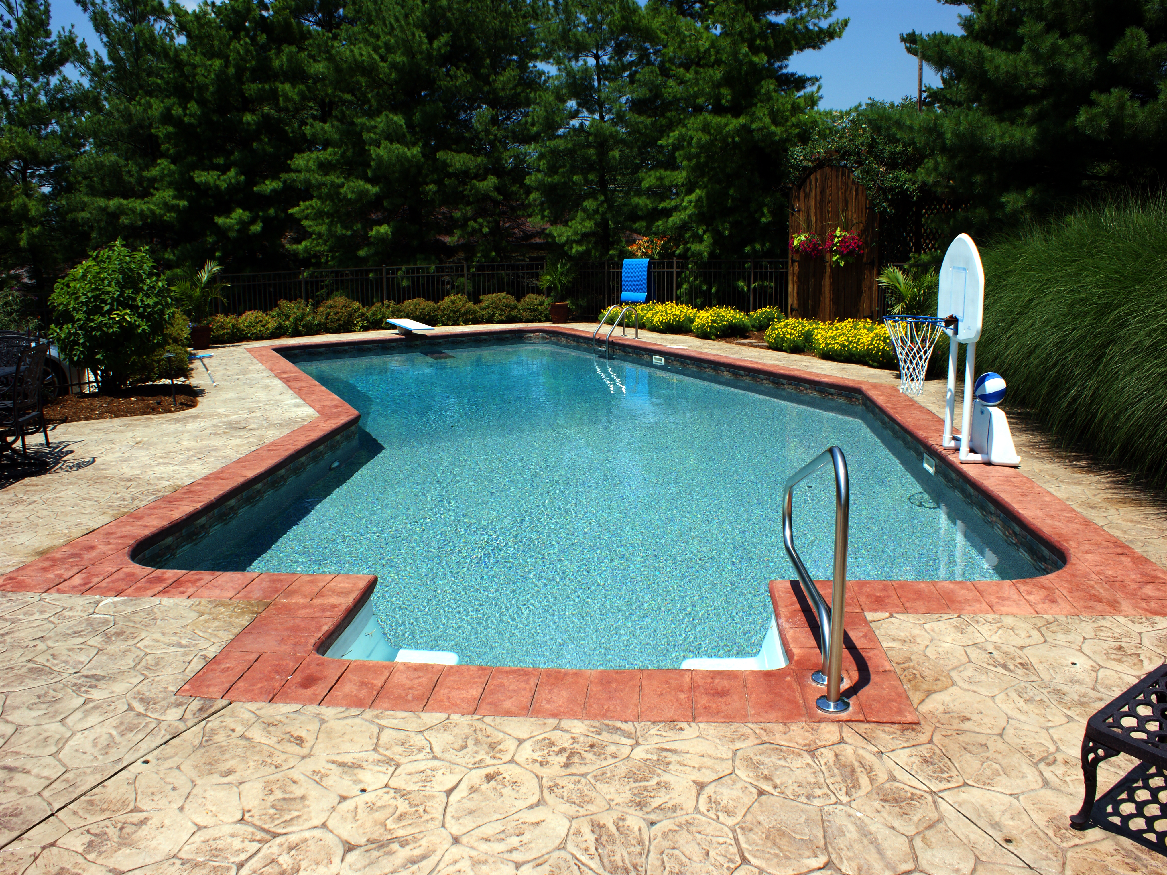 custom inground swimming pools