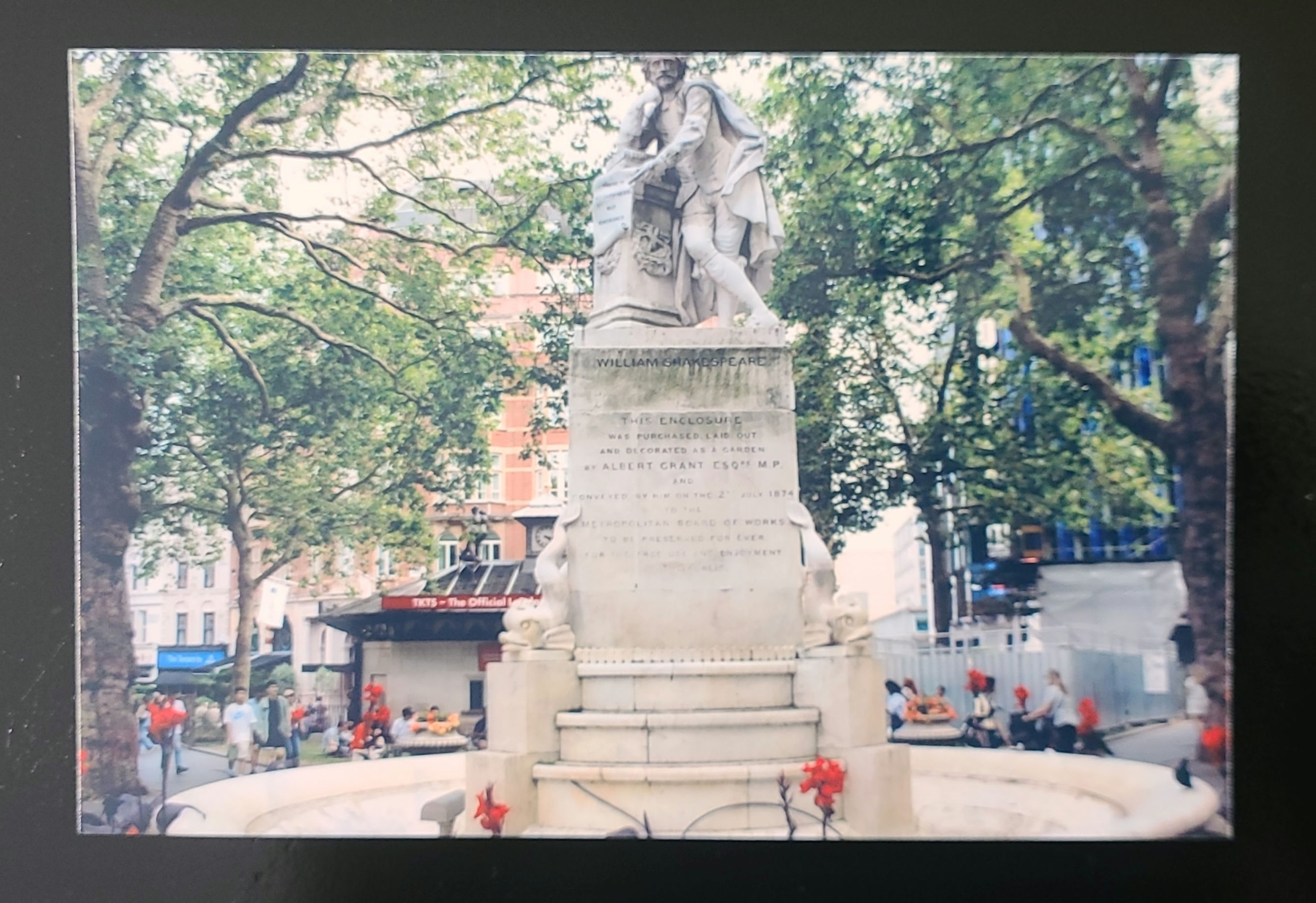 Statue of William Shake Speare