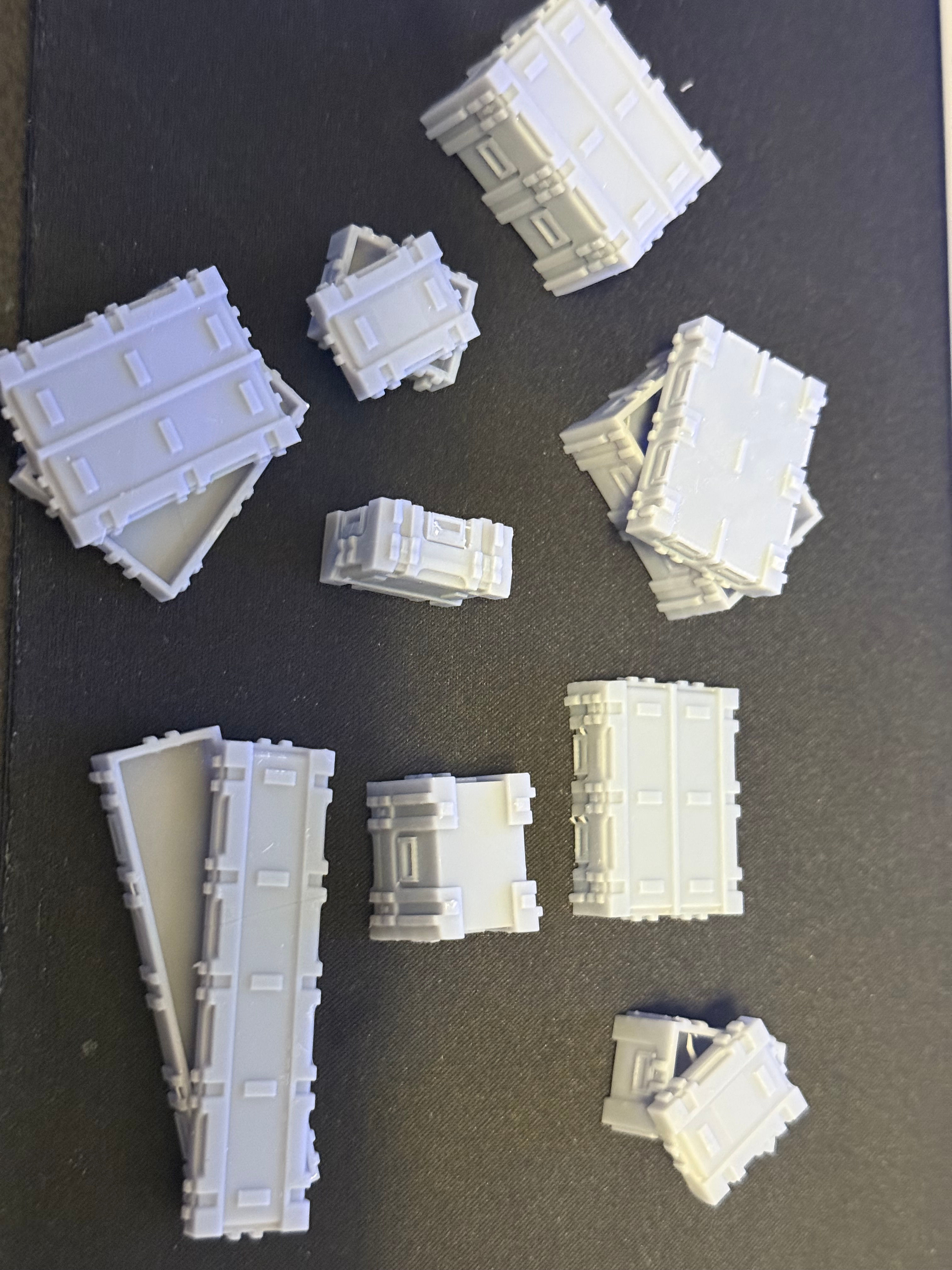 1/48 Military Crates Hard Plastic Type - Five Pack