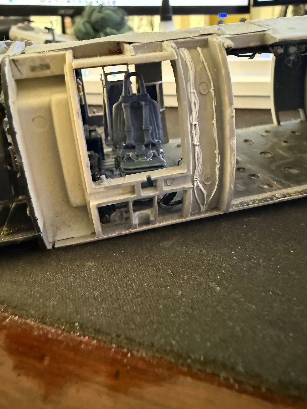 Thumbnail: 1/35 H-60 MFOS seat upgrade