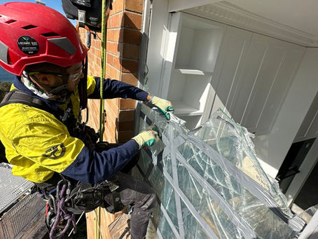 How much does glass repair cost in Sydney?